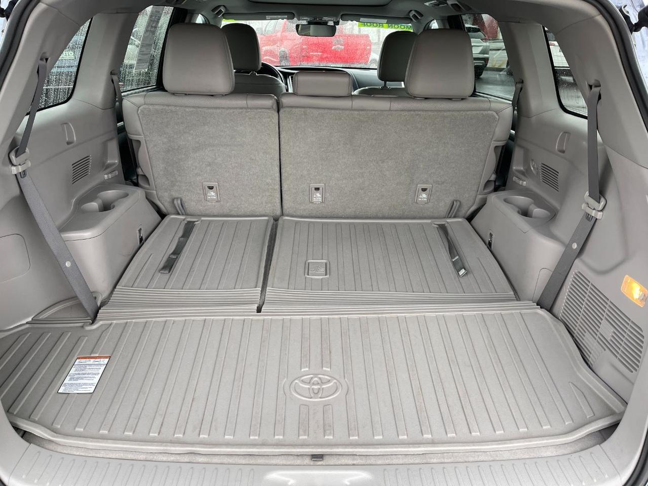 2017 Toyota Highlander Limited | Limited Platinum