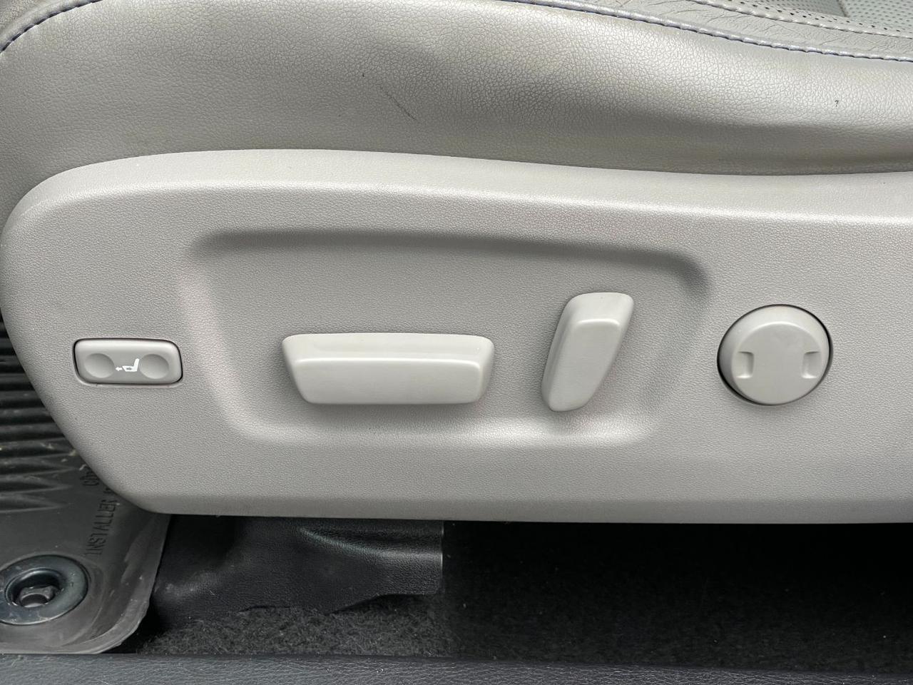 2017 Toyota Highlander Limited | Limited Platinum Spokane WA