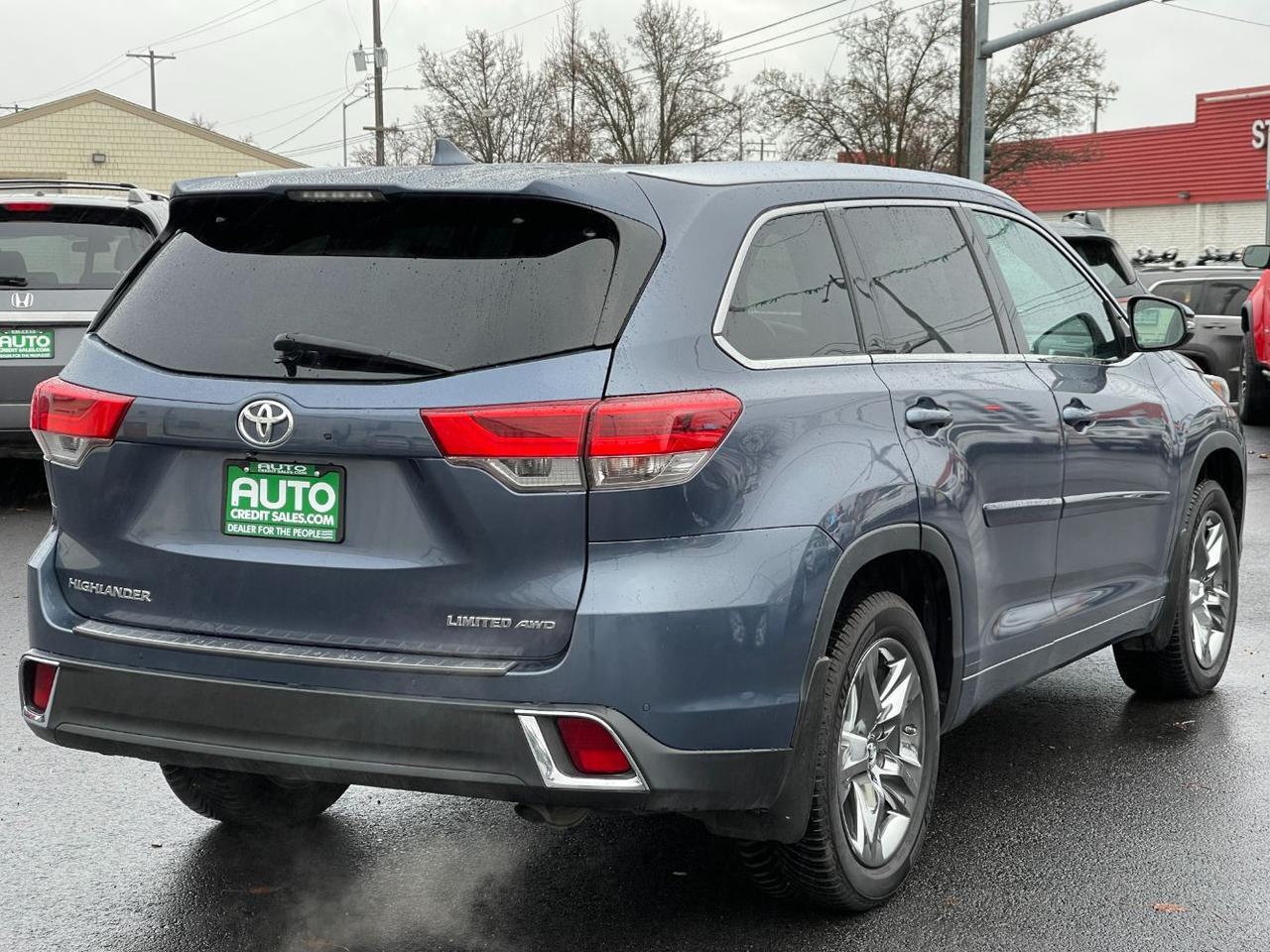 2017 Toyota Highlander Limited | Limited Platinum Spokane WA