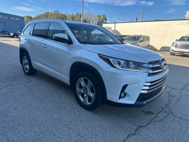 2017 Toyota Highlander Limited Cleveland OH
