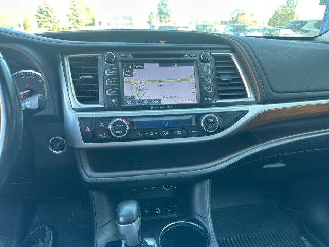 2017 Toyota Highlander Limited Cleveland OH