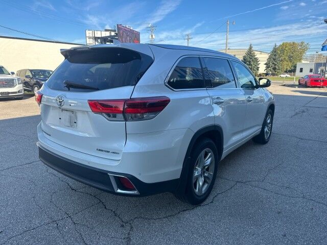 2017 Toyota Highlander Limited Cleveland OH