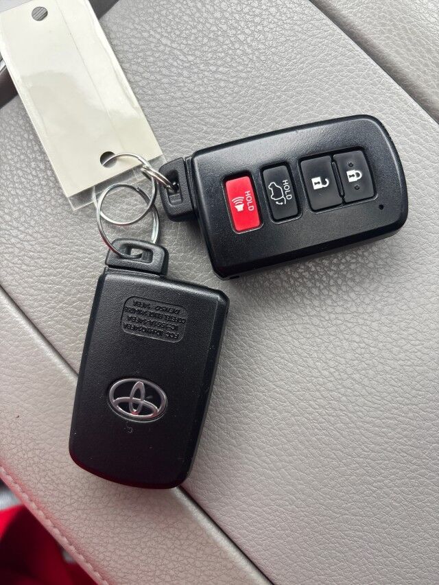 2017 Toyota Highlander Limited Cleveland OH