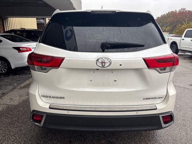 2017 Toyota Highlander Limited Cleveland OH