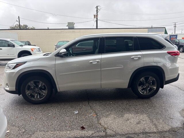 2017 Toyota Highlander Limited Cleveland OH
