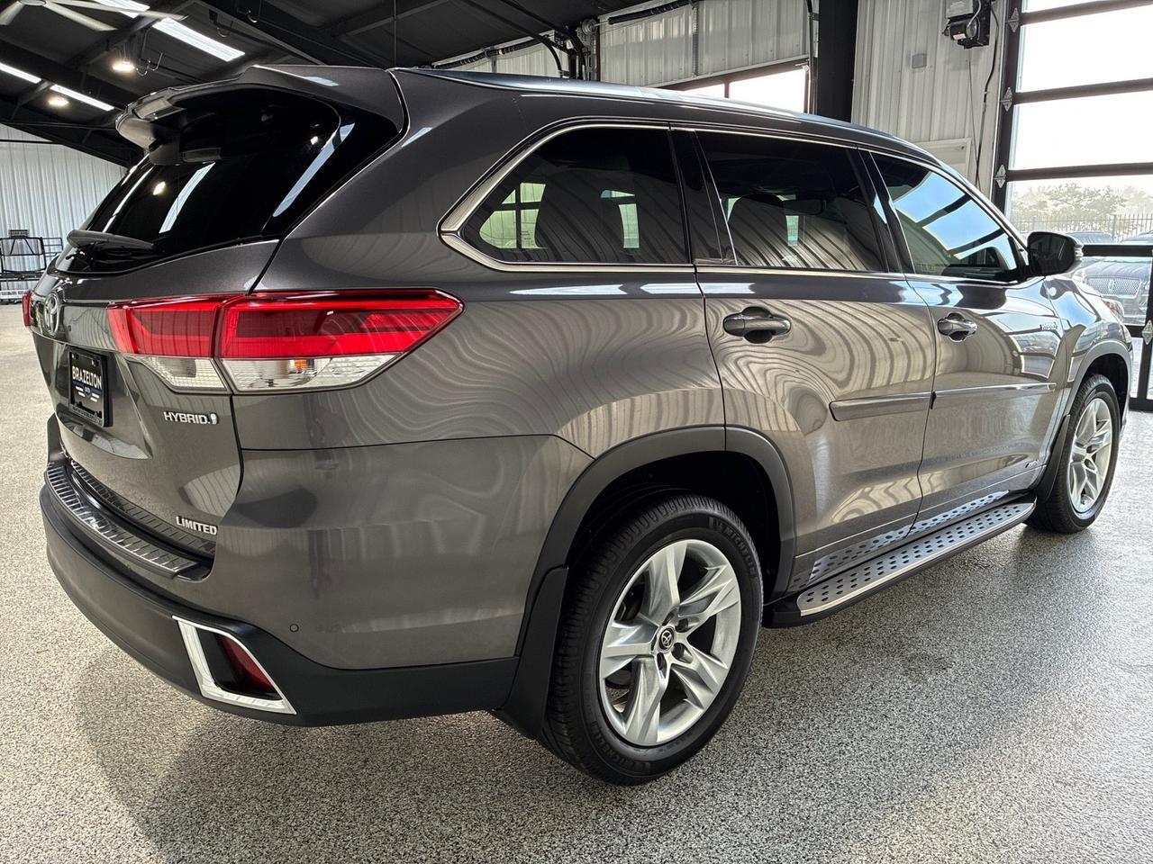 2017 Toyota Highlander Limited Hybrid, Buckets, Low Miles