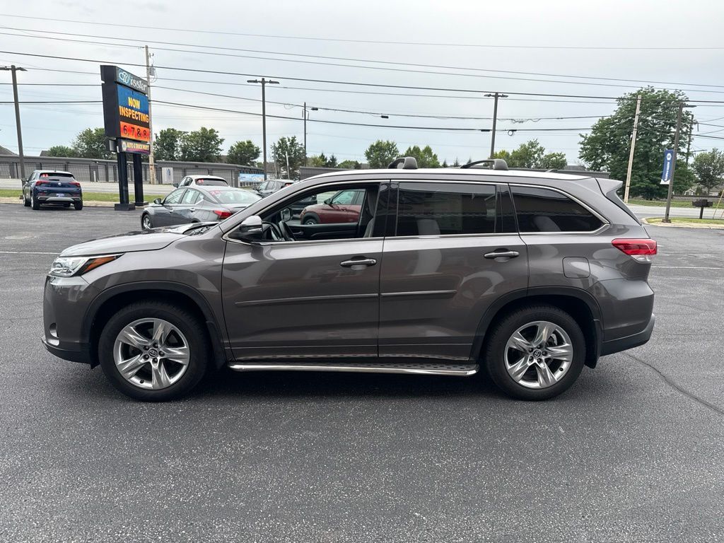 2017 Toyota Highlander Limited