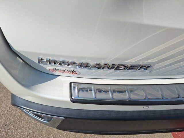 2017 Toyota Highlander Limited Platinum Hurst TX