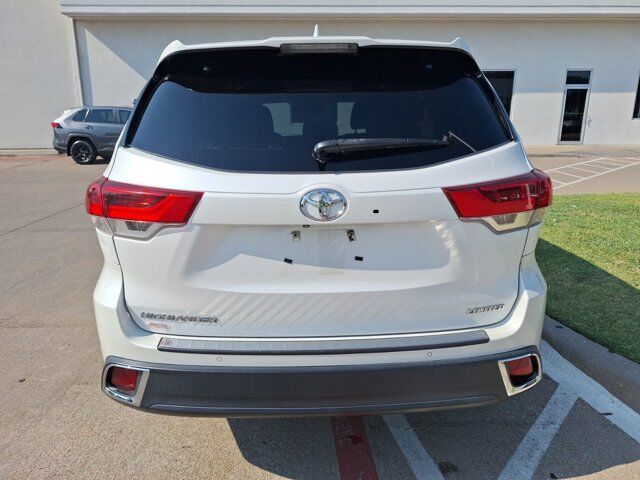 2017 Toyota Highlander Limited Platinum Hurst TX