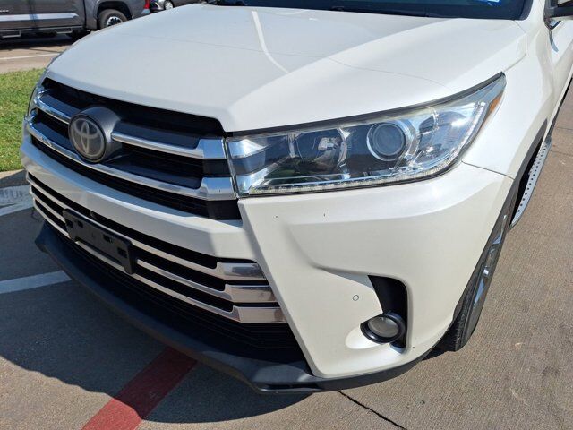 2017 Toyota Highlander Limited Platinum Hurst TX