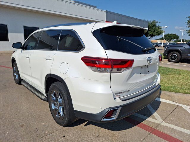 2017 Toyota Highlander Limited Platinum Hurst TX