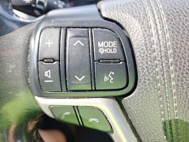2017 Toyota Highlander Limited Platinum Hurst TX