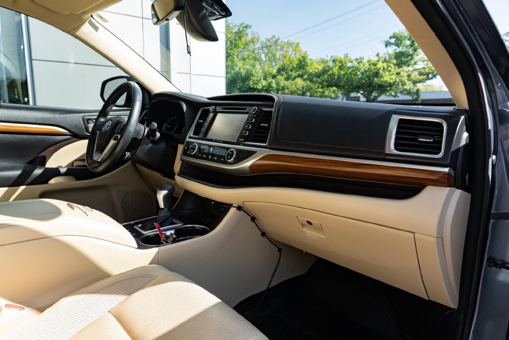 2017 Toyota Highlander Limited Platinum Beaverton OR