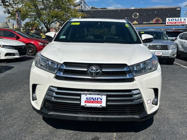 2017 Toyota Highlander Limited Platinum Worcester MA