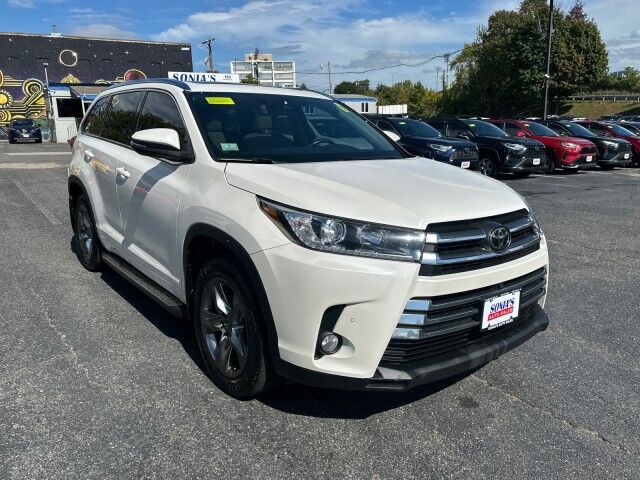 2017 Toyota Highlander Limited Platinum Worcester MA