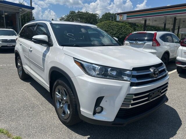 2017 Toyota Highlander Limited Platinum Worcester MA