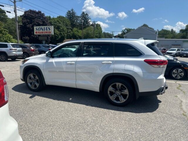 2017 Toyota Highlander Limited Platinum Worcester MA