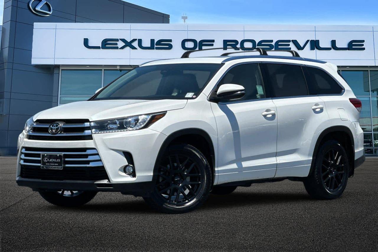 2017 Toyota Highlander Limited