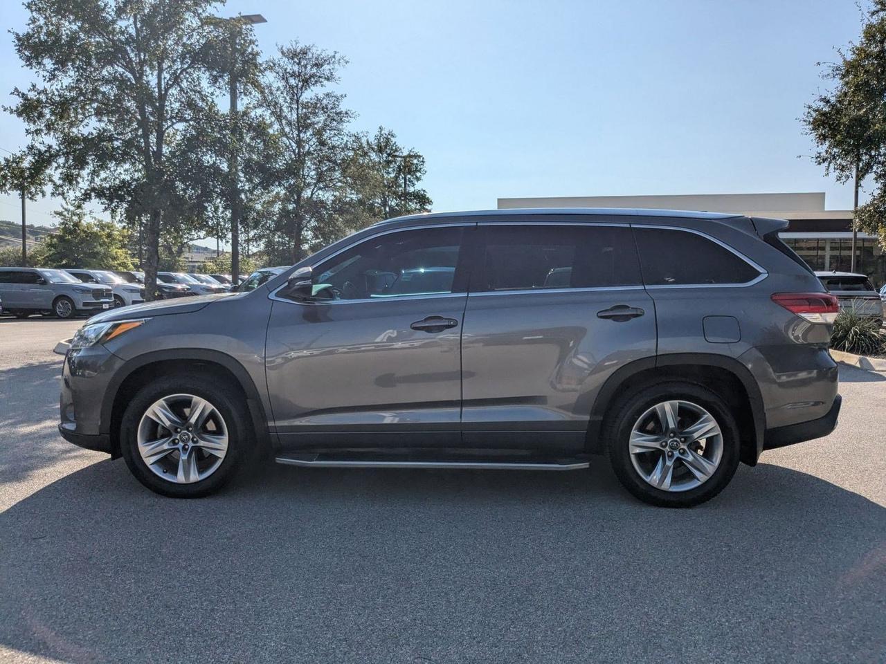 2017 Toyota Highlander Limited