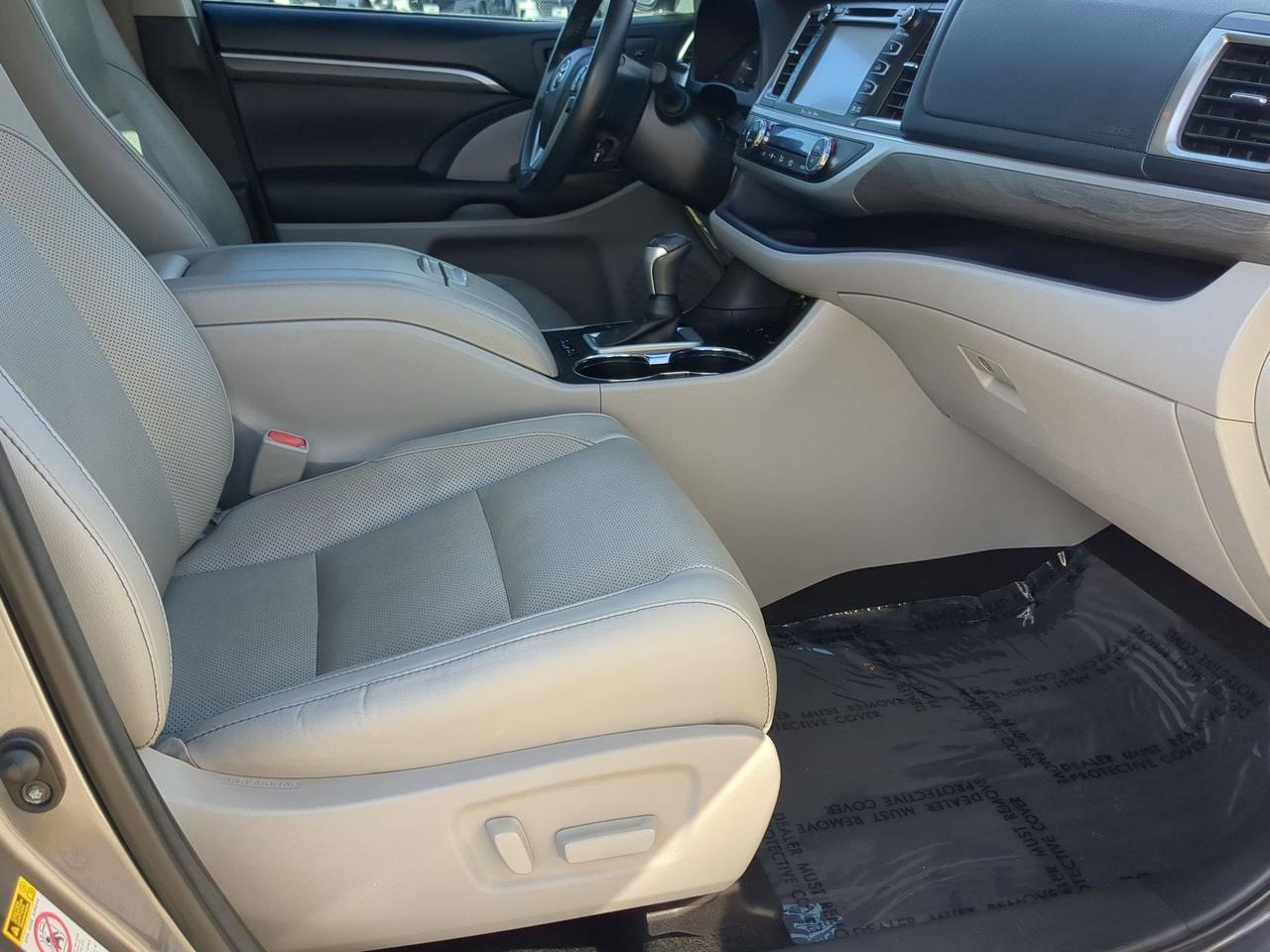 2017 Toyota Highlander Limited