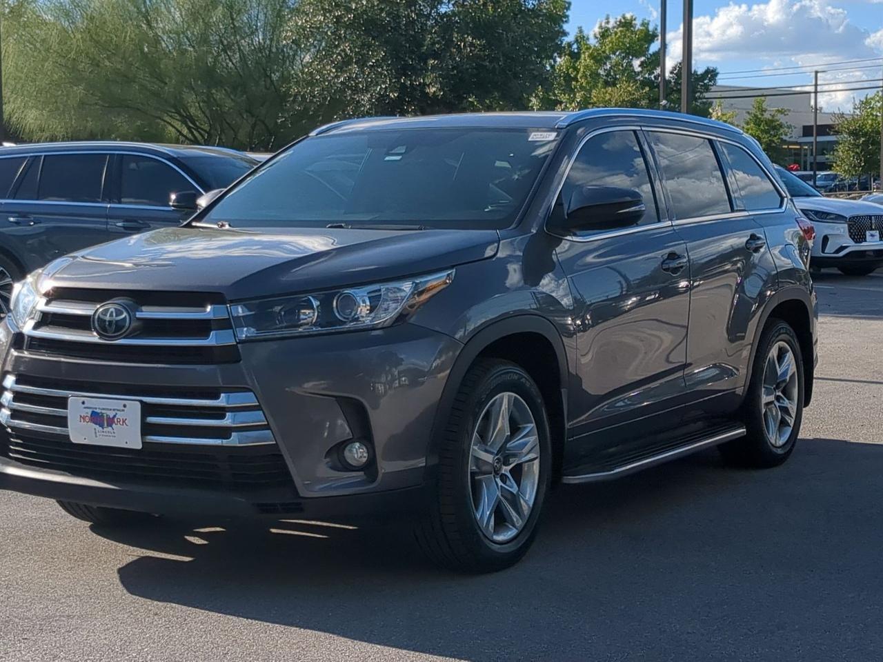 2017 Toyota Highlander Limited