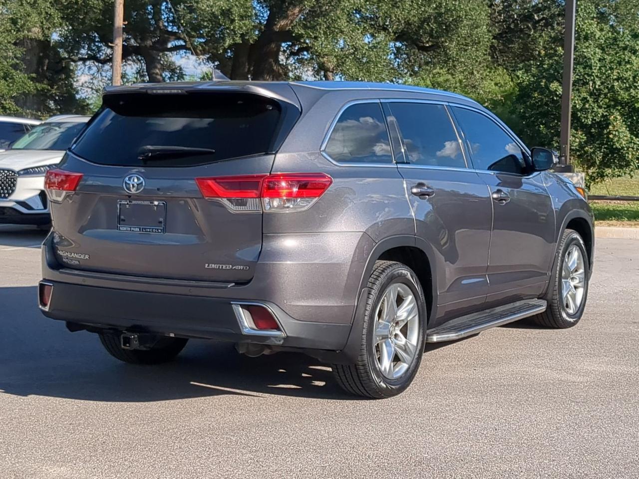 2017 Toyota Highlander Limited