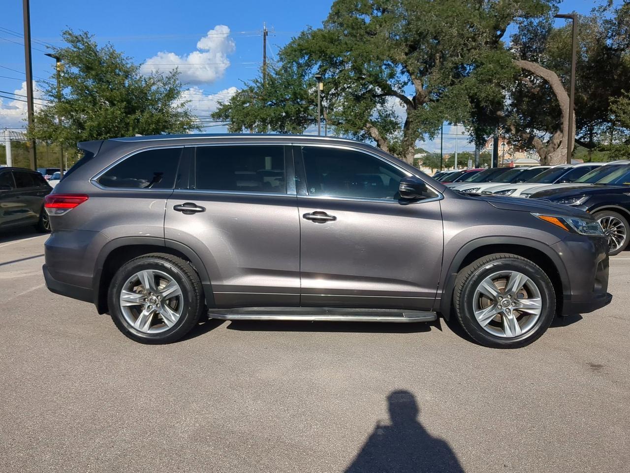 2017 Toyota Highlander Limited