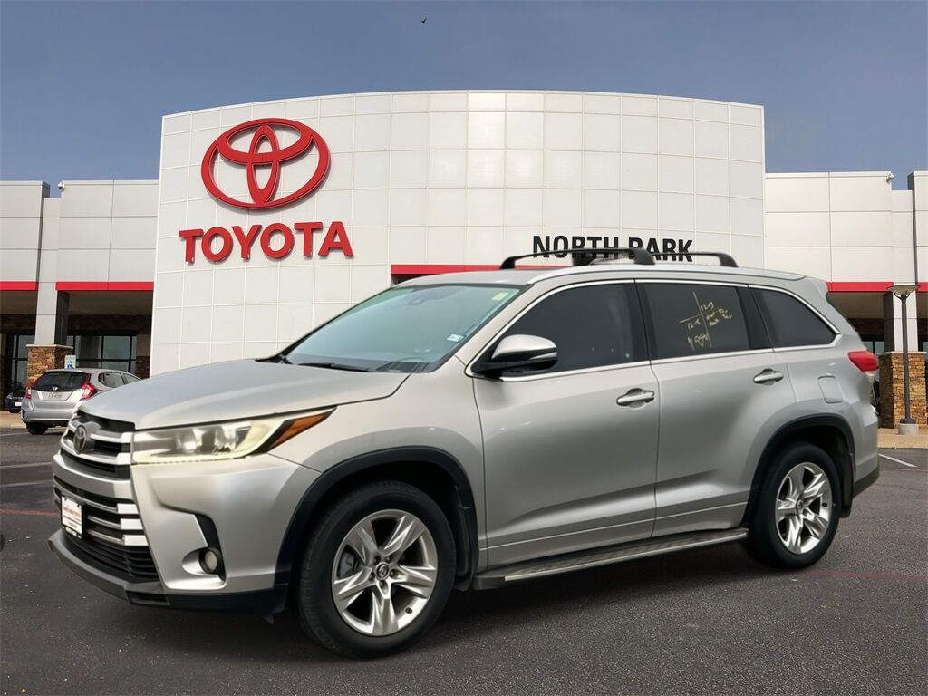 2017 Toyota Highlander