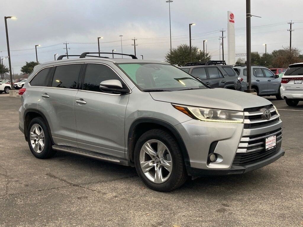 2017 Toyota Highlander Limited