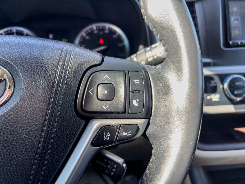 2017 Toyota Highlander Limited Wilmington NC