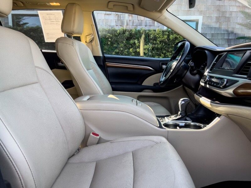 2017 Toyota Highlander Limited Wilmington NC