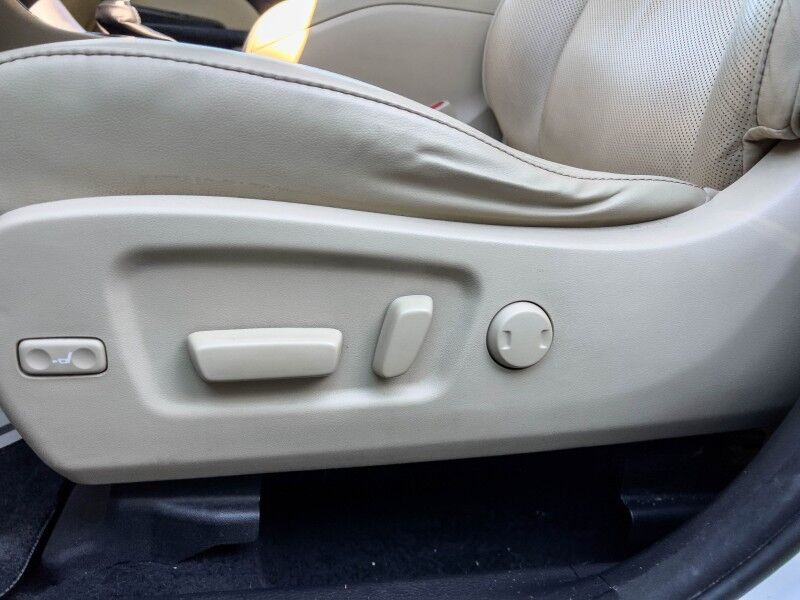 2017 Toyota Highlander Limited Wilmington NC