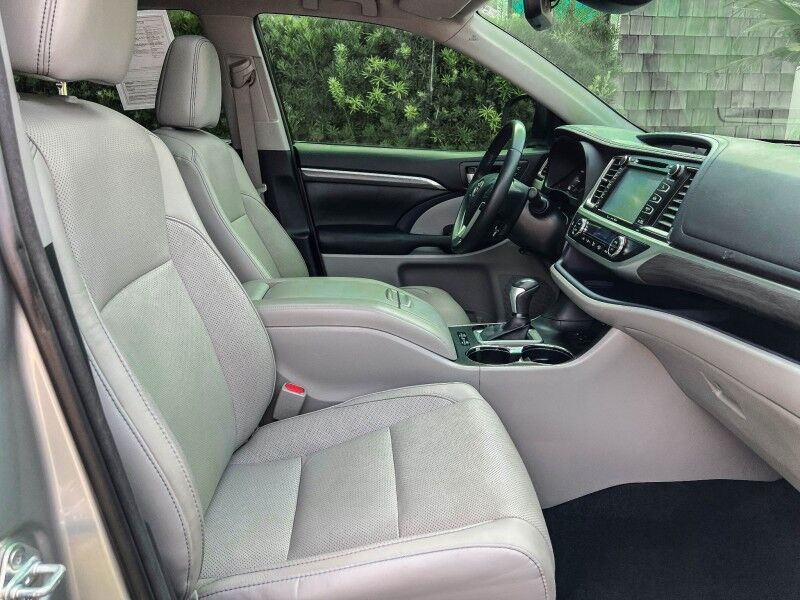 2017 Toyota Highlander Limited Wilmington NC