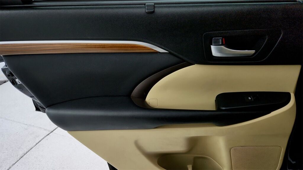 2017 Toyota Highlander Limited Laurel MD