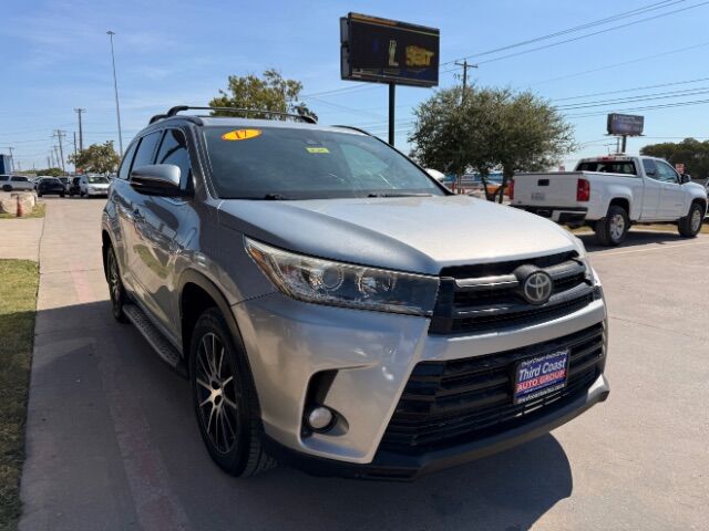 2017 Toyota Highlander SE