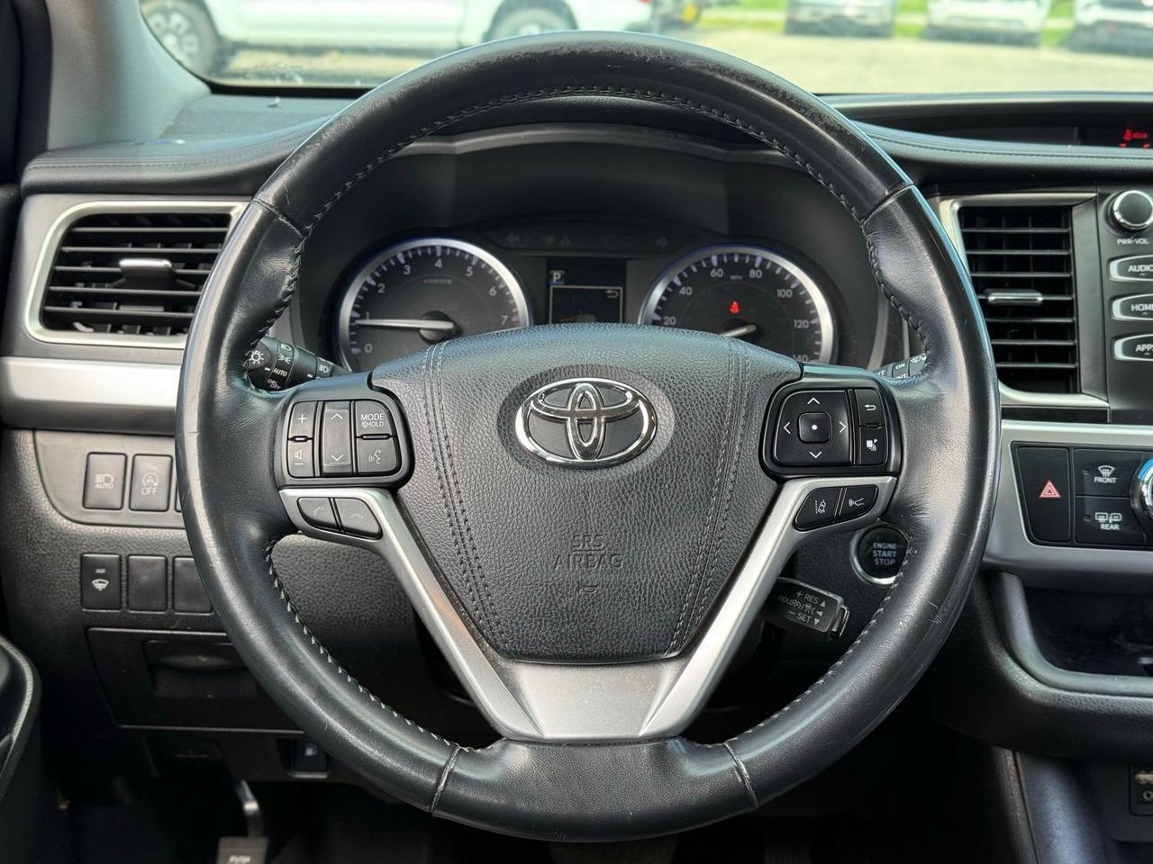2017 Toyota Highlander SE Crestwood KY