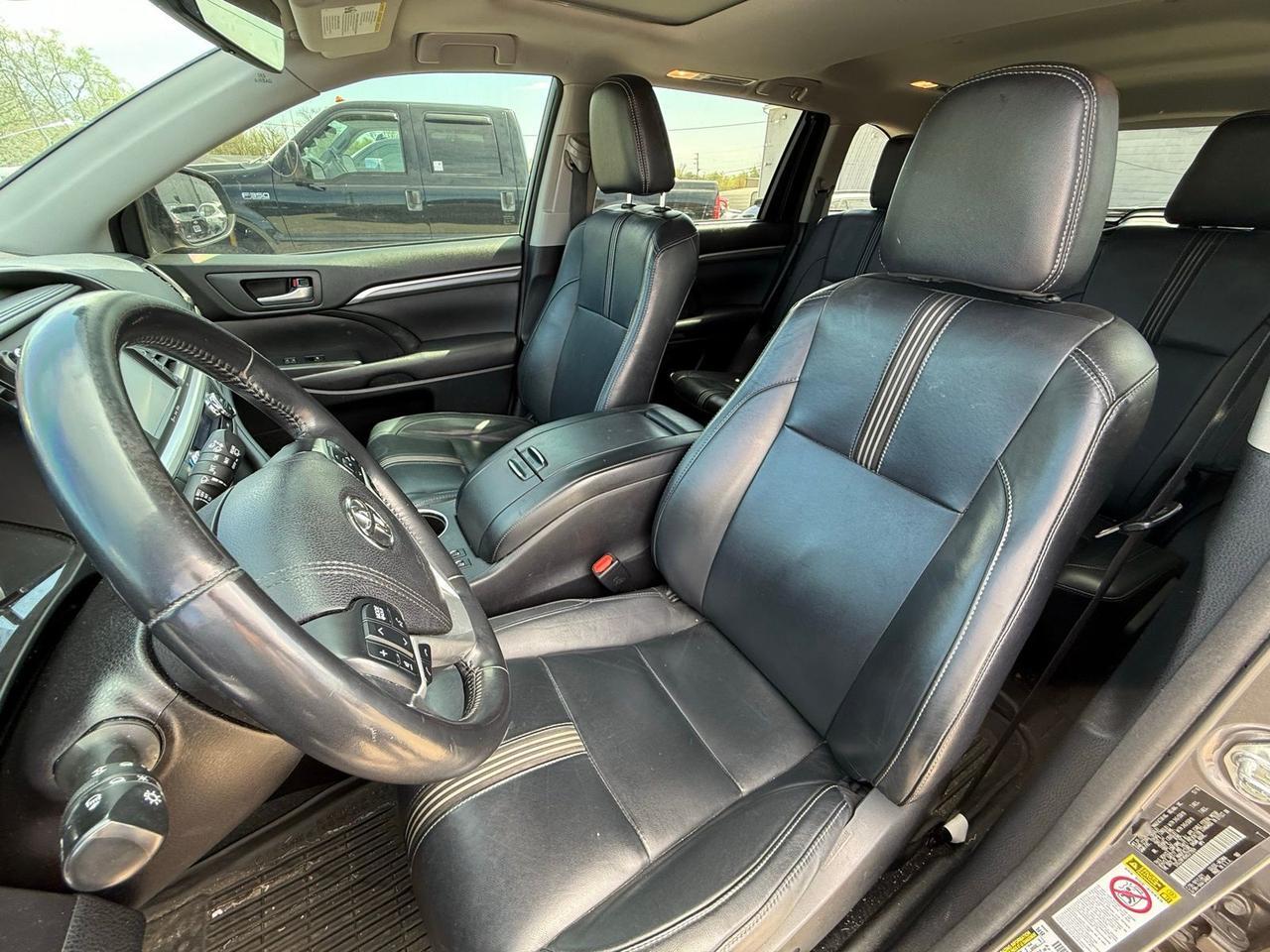 2017 Toyota Highlander SE Crestwood KY