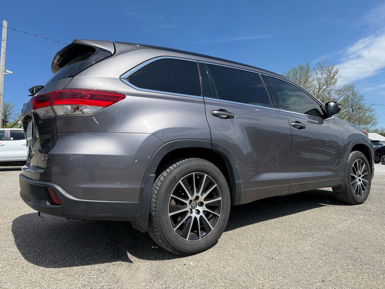 2017 Toyota Highlander SE Crestwood KY