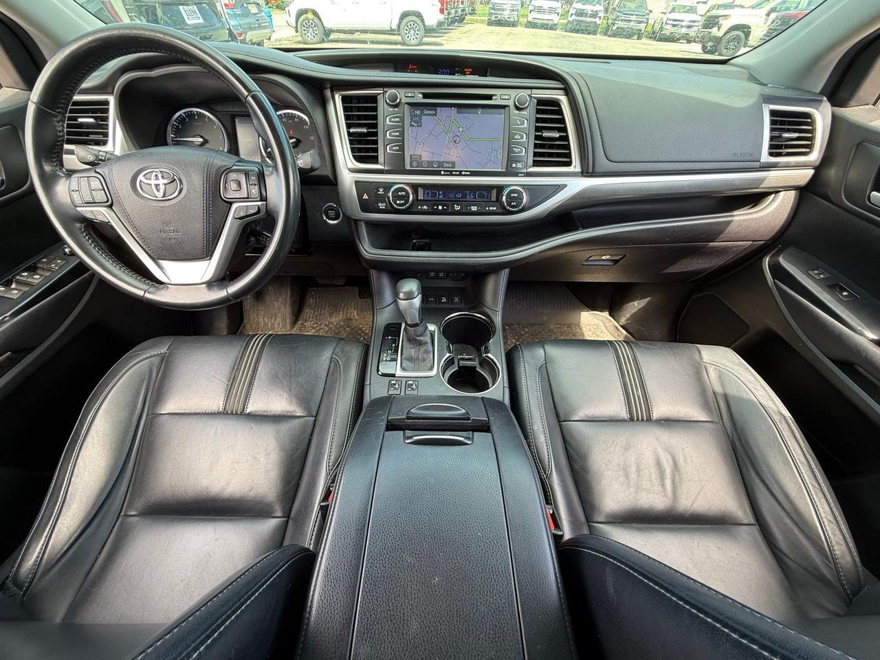 2017 Toyota Highlander SE Crestwood KY
