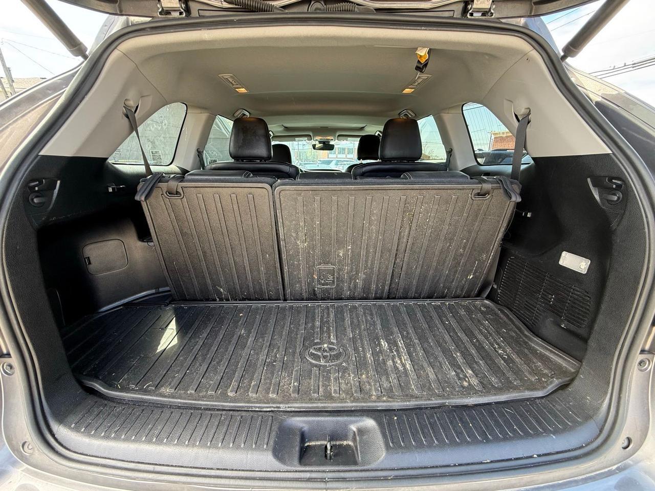 2017 Toyota Highlander SE Crestwood KY