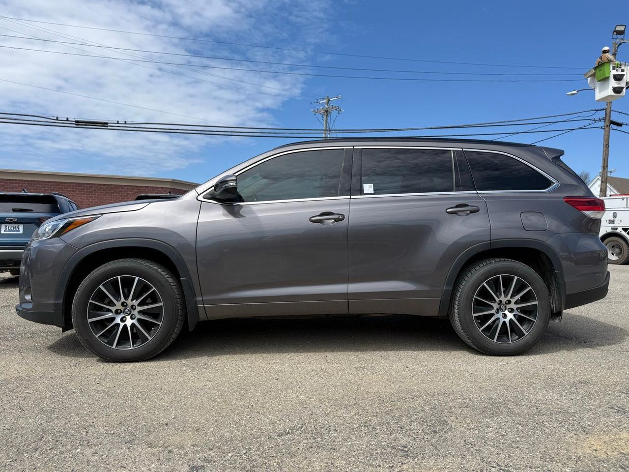 2017 Toyota Highlander SE Crestwood KY