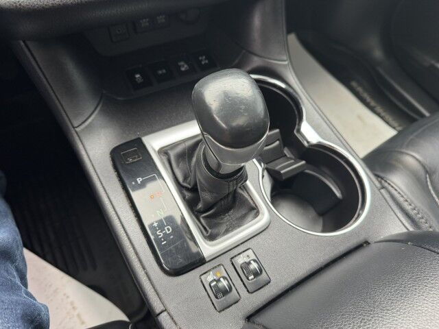 2017 Toyota Highlander SE North Versailles PA