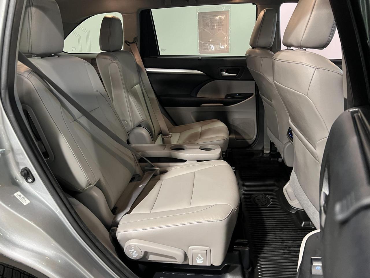 2017 Toyota Highlander SE Parker CO