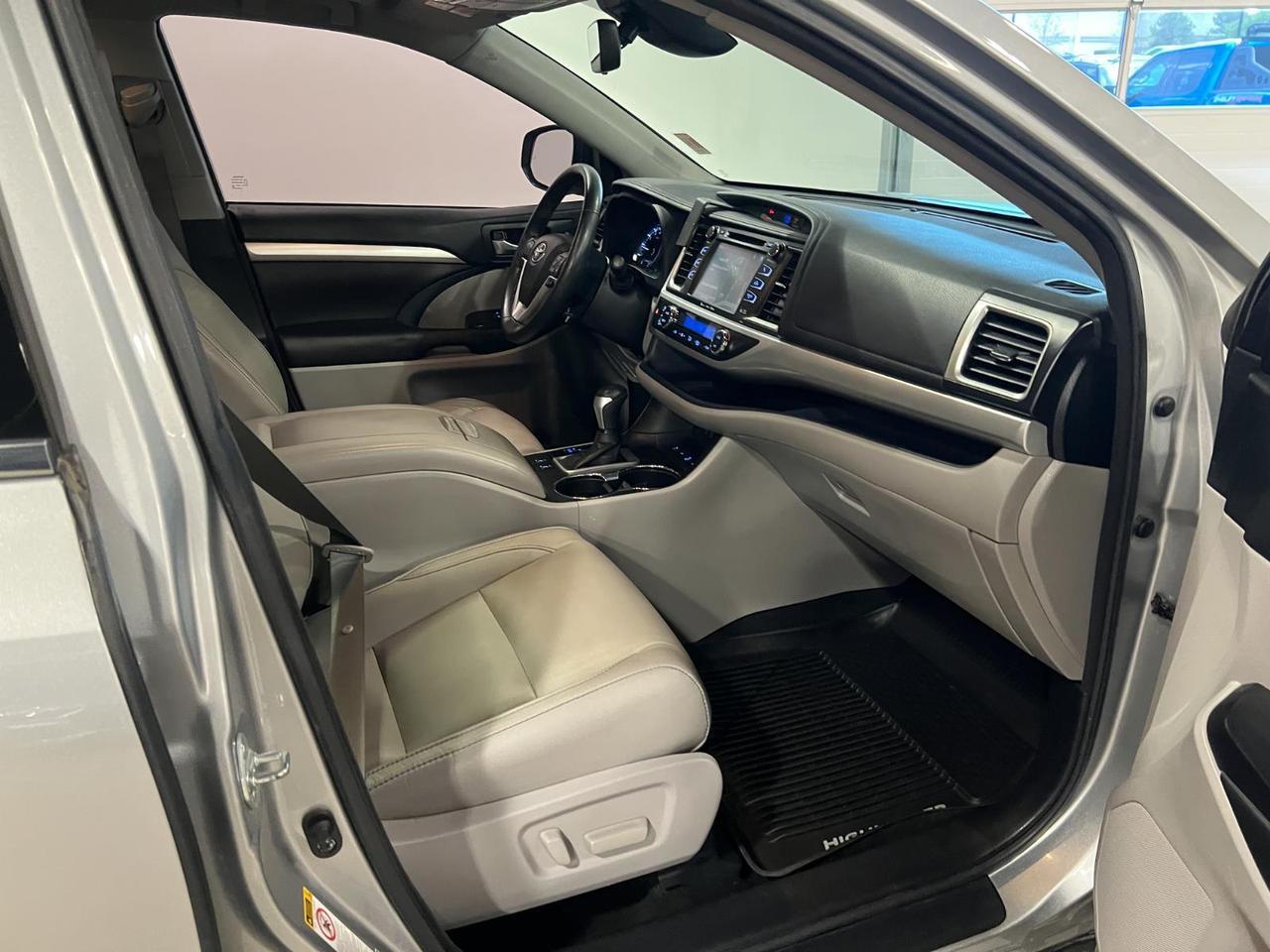 2017 Toyota Highlander SE Parker CO