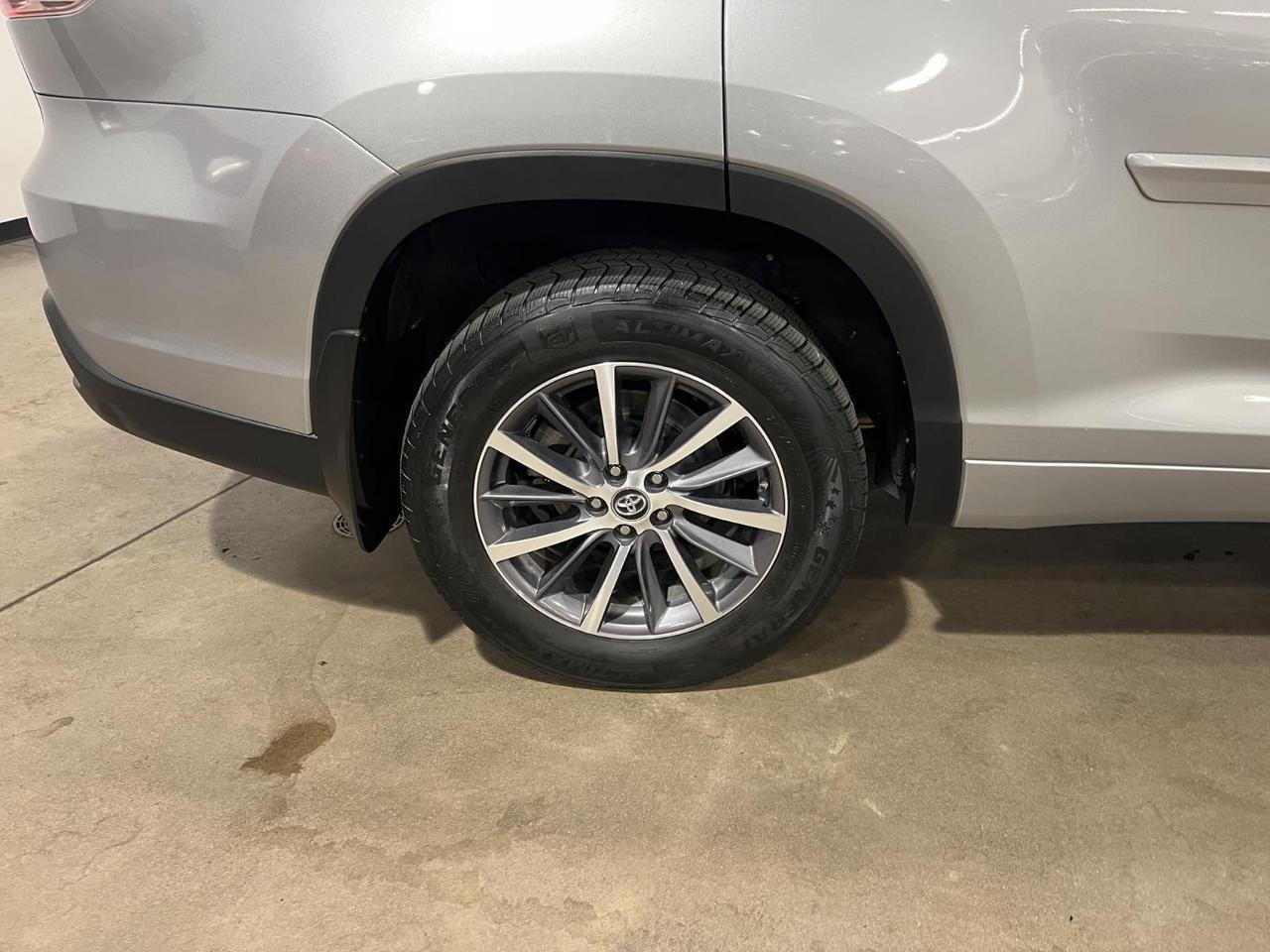 2017 Toyota Highlander SE Parker CO