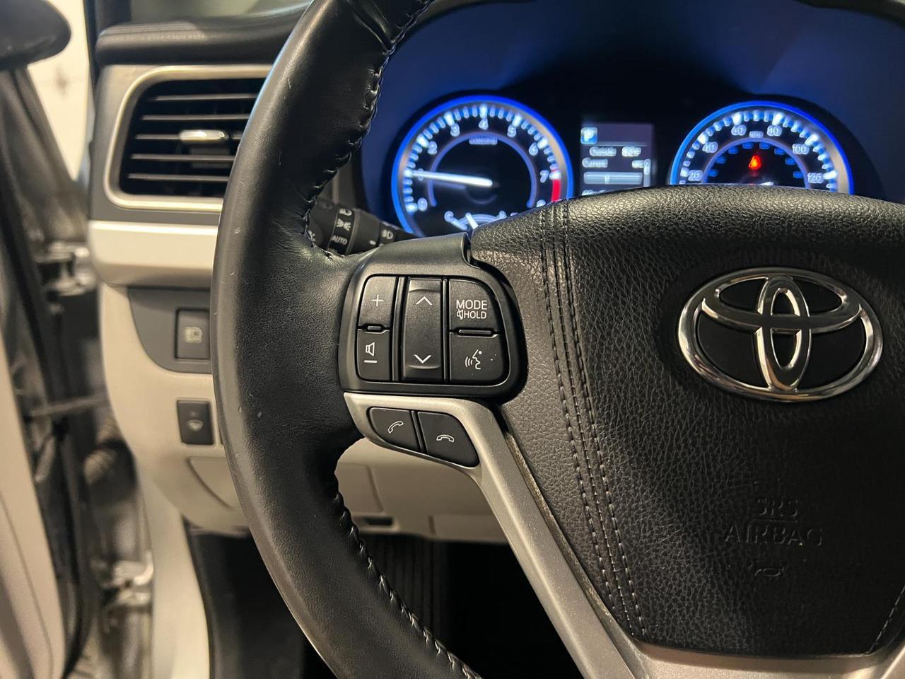 2017 Toyota Highlander SE Parker CO