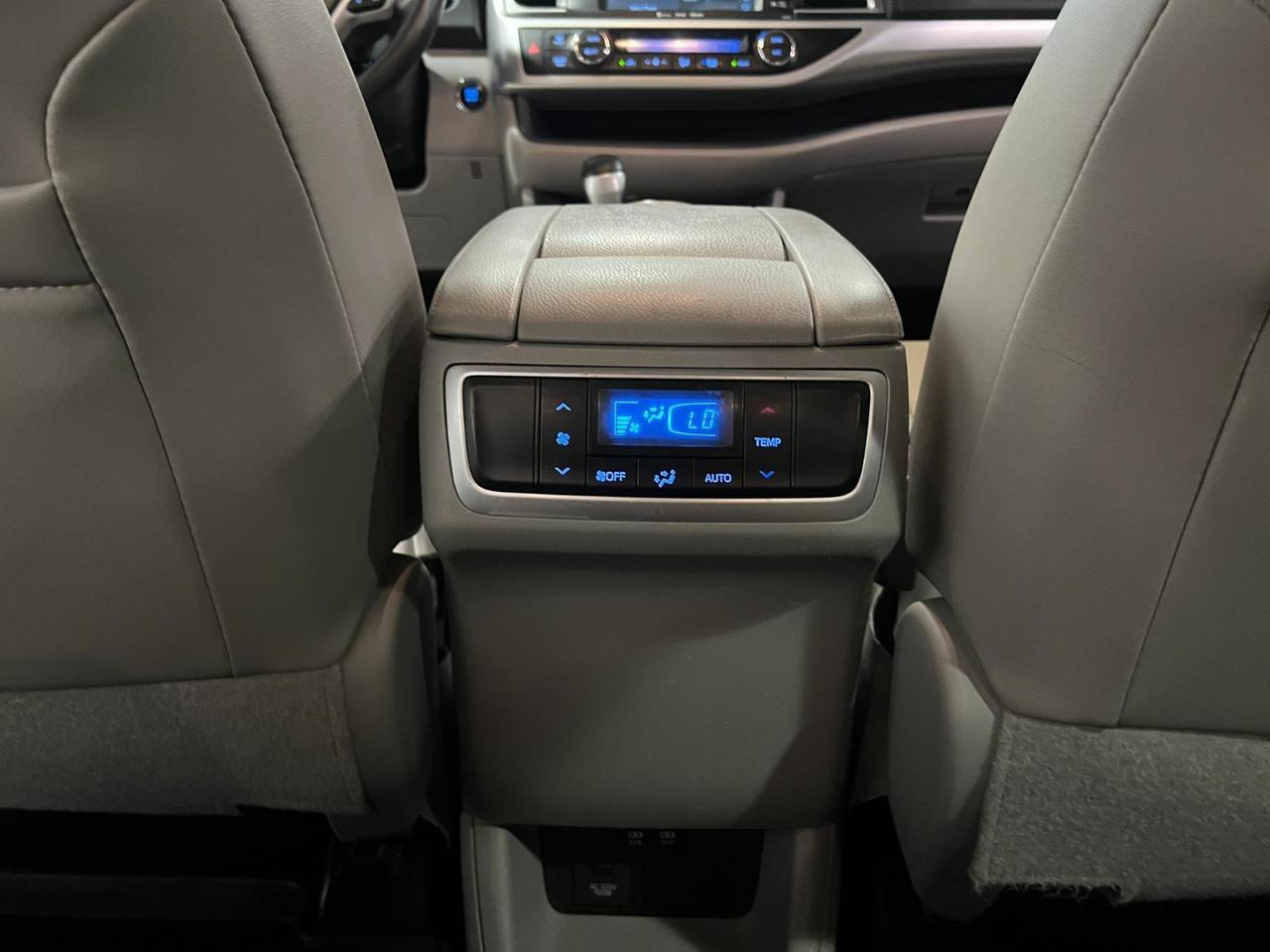 2017 Toyota Highlander SE Parker CO