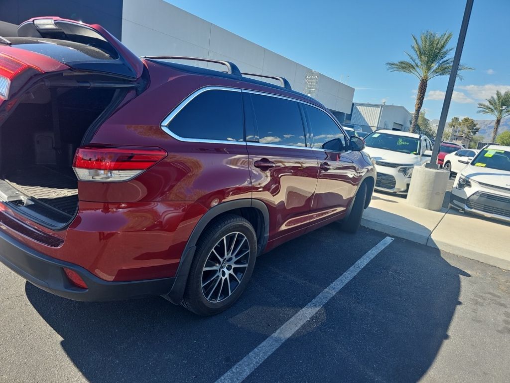 2017 Toyota Highlander SE Tucson AZ