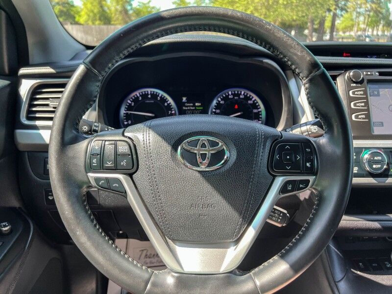 2017 Toyota Highlander SE Wilmington NC