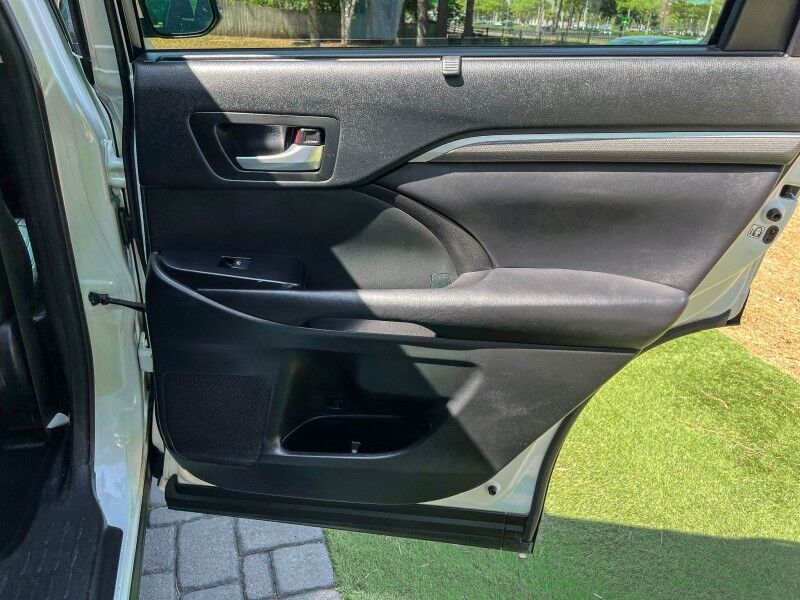 2017 Toyota Highlander SE Wilmington NC